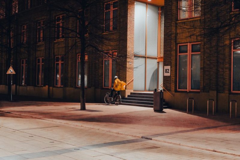 Winter Bike Lights: 7 Winter Bike Light Myths That Hide You in Traffic