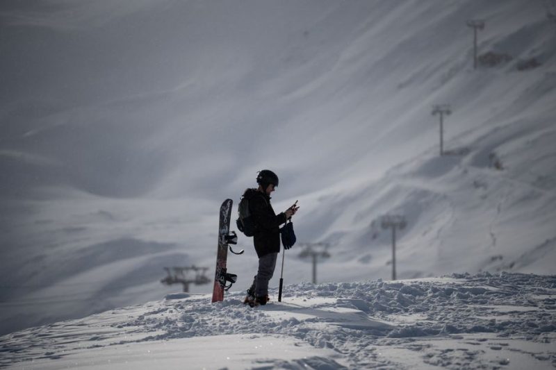 Skiing Equipment Guide: Complete Guide to Building a Home Gym on a Budget (Expanded Edition)