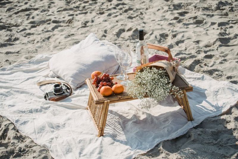 Zero-Waste Picnic Essentials: Why Your Summer Picnic Creates More Trash Than You Think