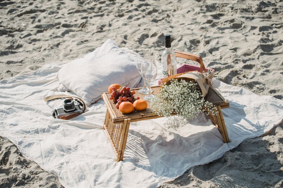 Zero-Waste Picnic Essentials: Why Your Summer Picnic Creates More Trash Than You Think